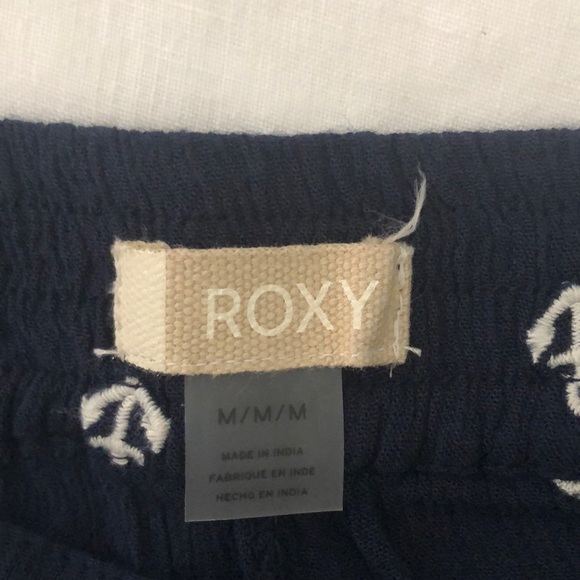 Roxy Navy and White Anchor Shorts - Picture 6 of 6